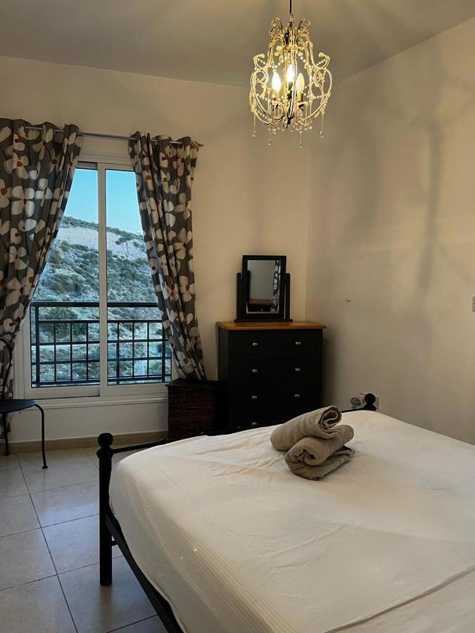 פאהיה Hillview Apartment מראה חיצוני תמונה